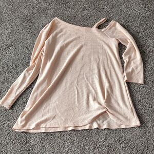 Elegant Peach Women's Top
